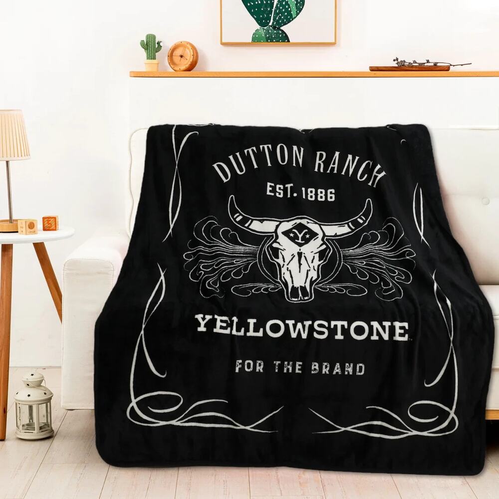 Yellowstone "Whiskey Label" Silk Touch Throw Blanket 46x60